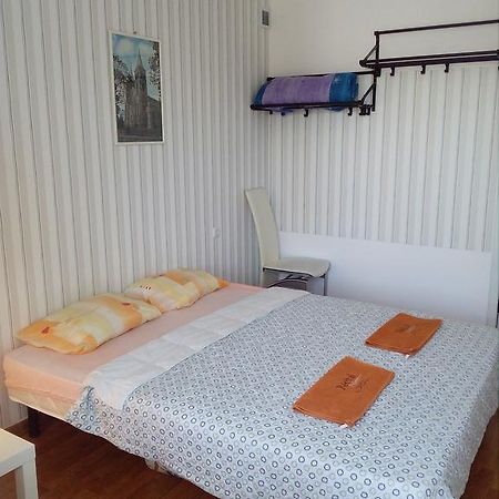 איוונו-פרנקיבסק Apartment On Akademika Sakharova מראה חיצוני תמונה